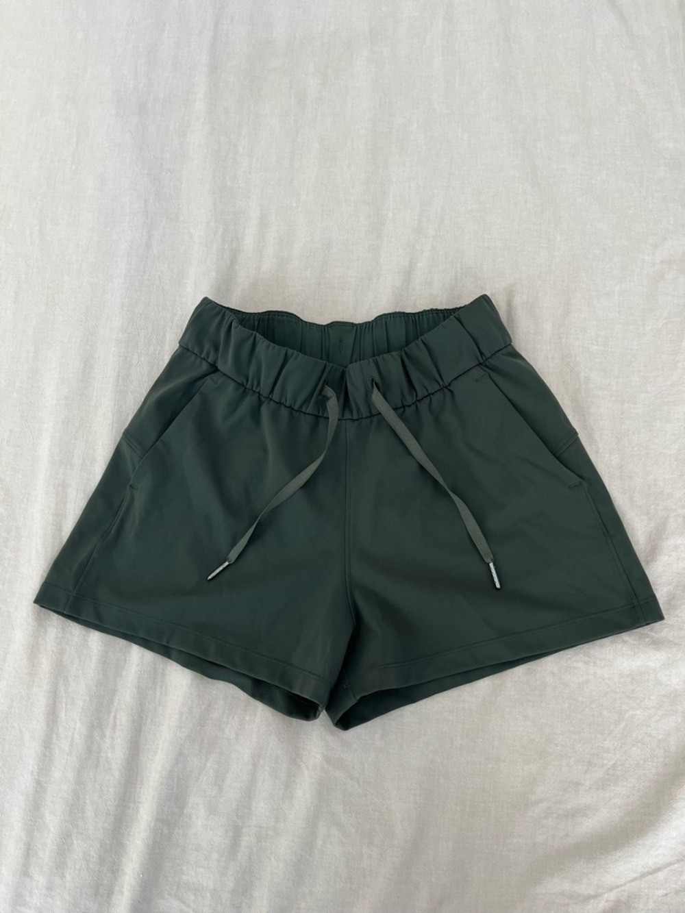 Lululemon Forest Green On The Fly Short (3") - Size 4